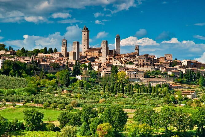 Tuscany Experience: Pisa, Siena, San Gimignano & Wine Tasting - A Chianti winery lunch with local food