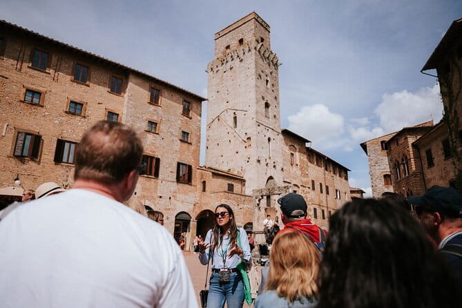 Tuscany Experience: Pisa, Siena, San Gimignano & Wine Tasting - San Gimignano, medieval towers and short free time