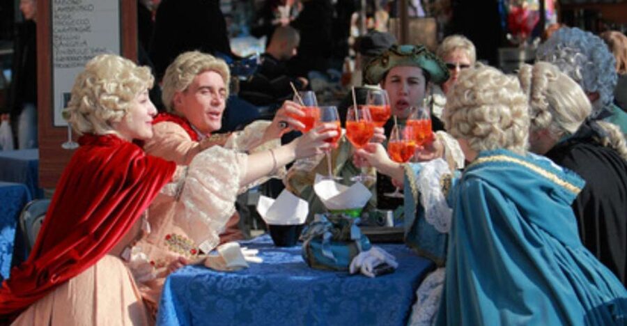 Venice: Venetian Style Carnival Pub Crawl - What a bacaro adds to the evening