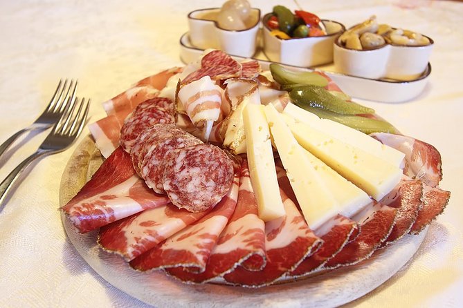 Visit Best Wineries in Tuscany - Wine Tasting & Tour - Food restrictions, children, and accessibility