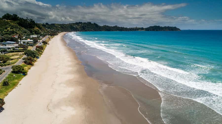 Waiheke Island Gourmet Food and Wine Tour with Lunch - The Heke brings beer and whisky to the finish