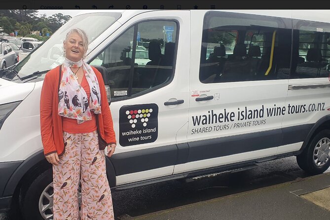 Waiheke island Wine Tours - PREMIUM wine tasting MAX 11 clients ! - Getting from Auckland to the 10 am meeting
