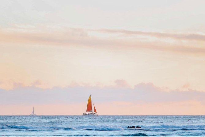 Waikiki Sunset Cocktail Sail with Open Bar - Setting out from Waikiki