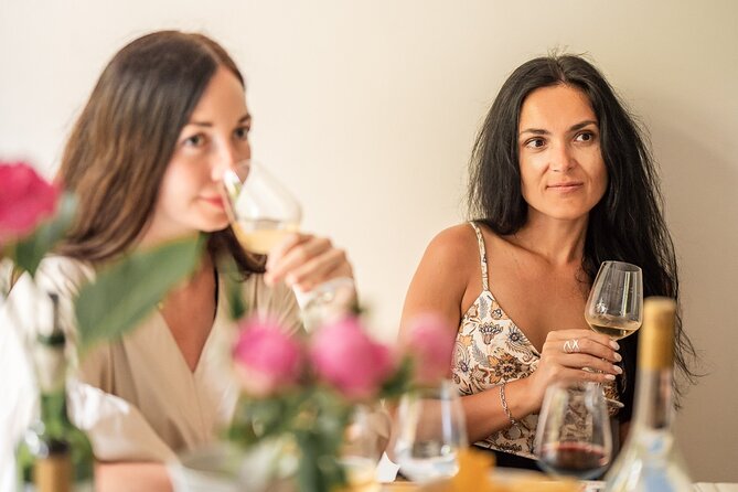Wine Tasting Class: Tour de France in Nice City Centre - Cheese, snacks, and the value of pairing