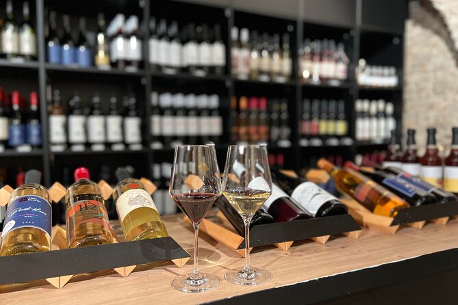 Wine Tasting IN THE DARK! - Why tasting in darkness changes the wine