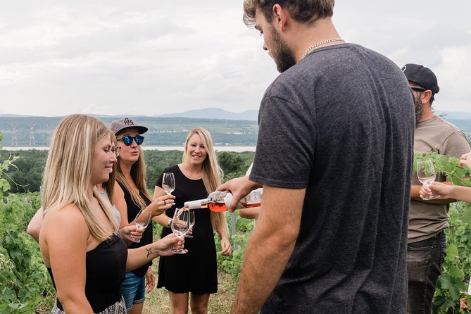 Wine Tasting on Ile d'Orleans - The scenery can be better than the wine