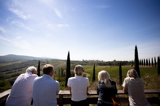 Winery tour & wine tasting in Montalcino - What makes the setting worth your time