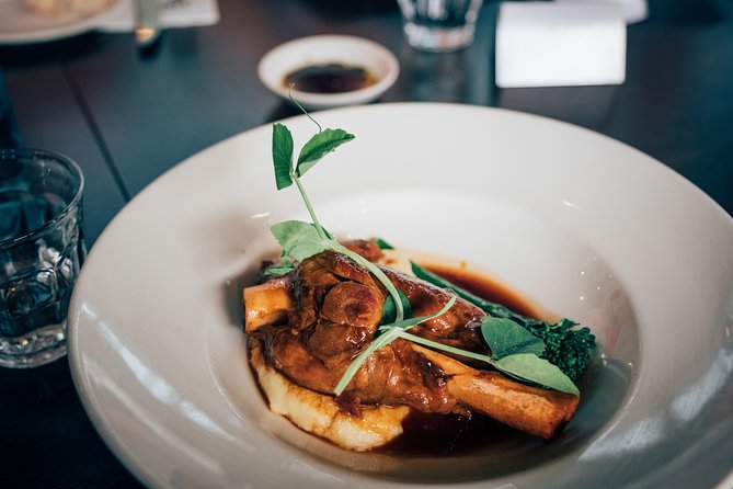 Yarra Valley Wine & Winery Tour from Melbourne - All Inclusive! - Lunch, scenery, and the social side of the day
